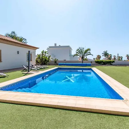 Villa Guapa